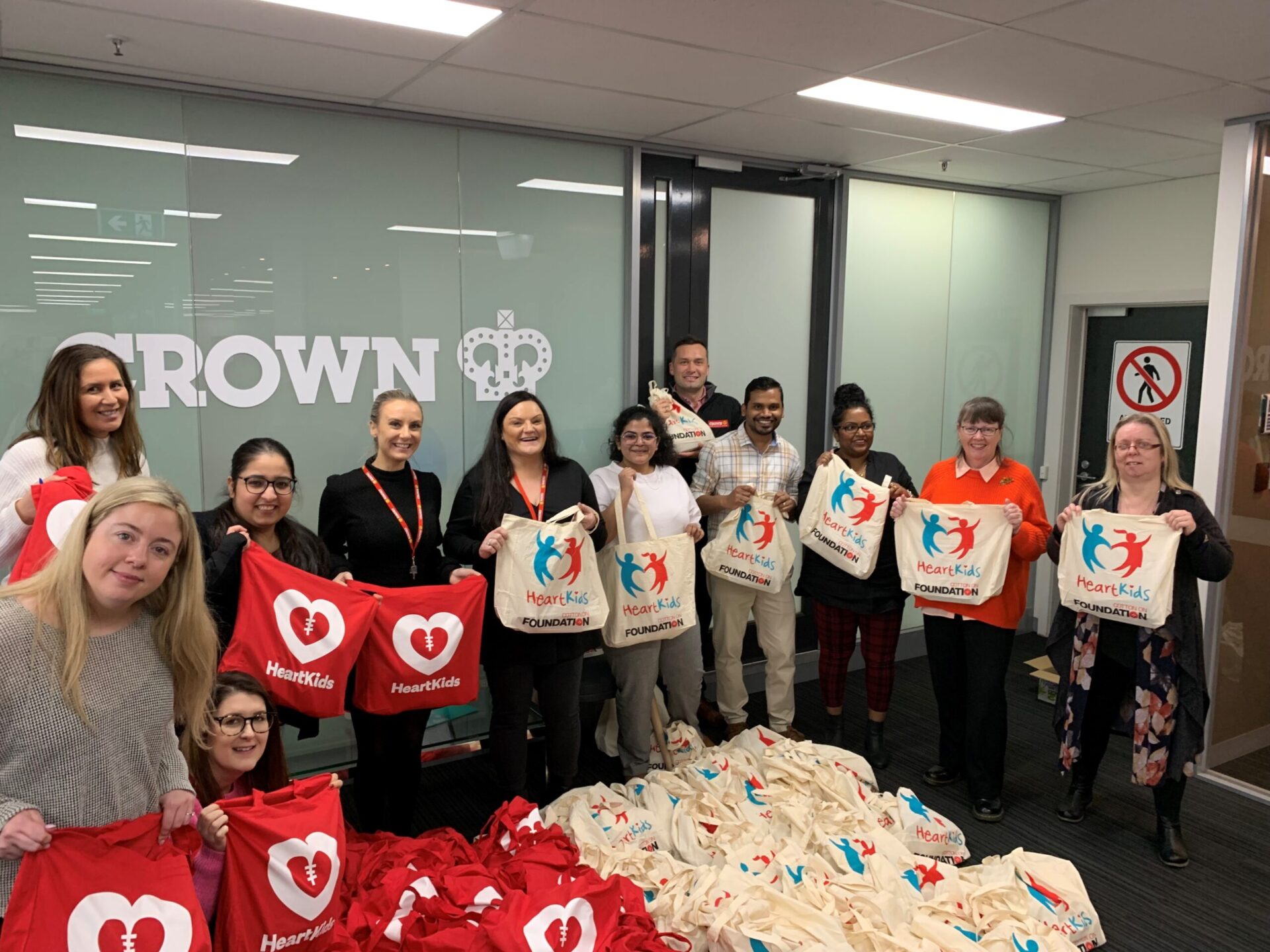 crown-australia-packs-care-bags-heartkids
