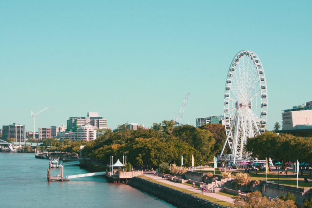 Wheel of Brisbane: Iconic Ferris wheel at South Bank Parklands, offering panoramic views of the city and Brisbane River