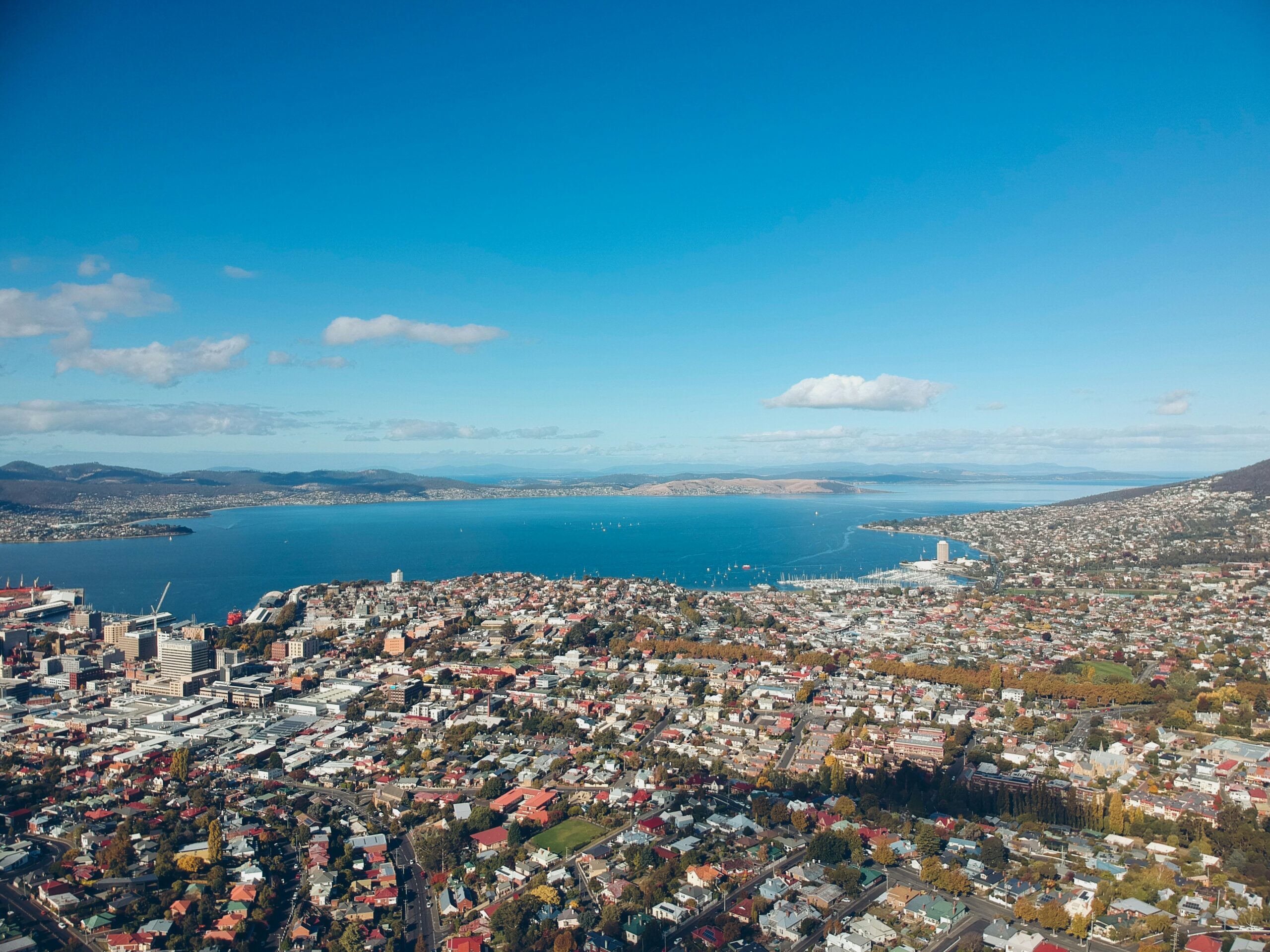 move-to-tasmanis-hobart-with-crown-relocations